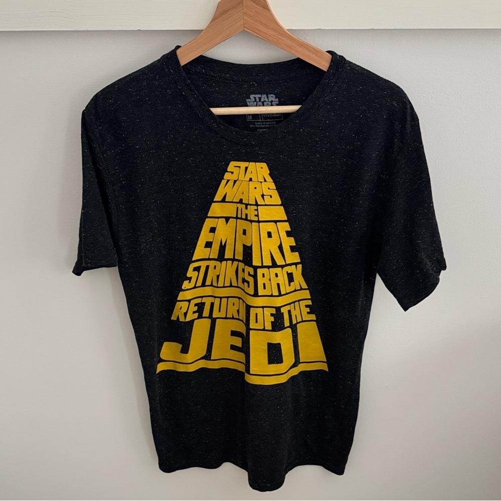 Star Wars Graphic T-Shirt Empire Strikes Back Return of the Jedi Black Size M